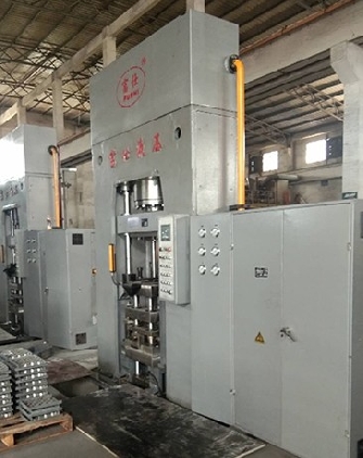 FS79ZK-200干粉自動(dòng)成型液壓機(jī)